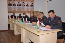 Таълиму тарбияи курсантон, робита бо волидайни онҳо дар маркази таваҷҷуҳи роҳбарияти Академияи ВКД