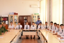 Озмуни “Фурӯғи субҳи доноӣ китоб аст” дар Академияи ВКД