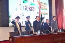 АКАДЕМИЯИ ВКД: ЧОРАБИНИИ ТАНТАНАВӢ БАХШИДА БА ПАРЧАМИ ДАВЛАТӢ