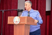 Вохӯрии судманд бо ҳайати шахсии Академияи ВКД